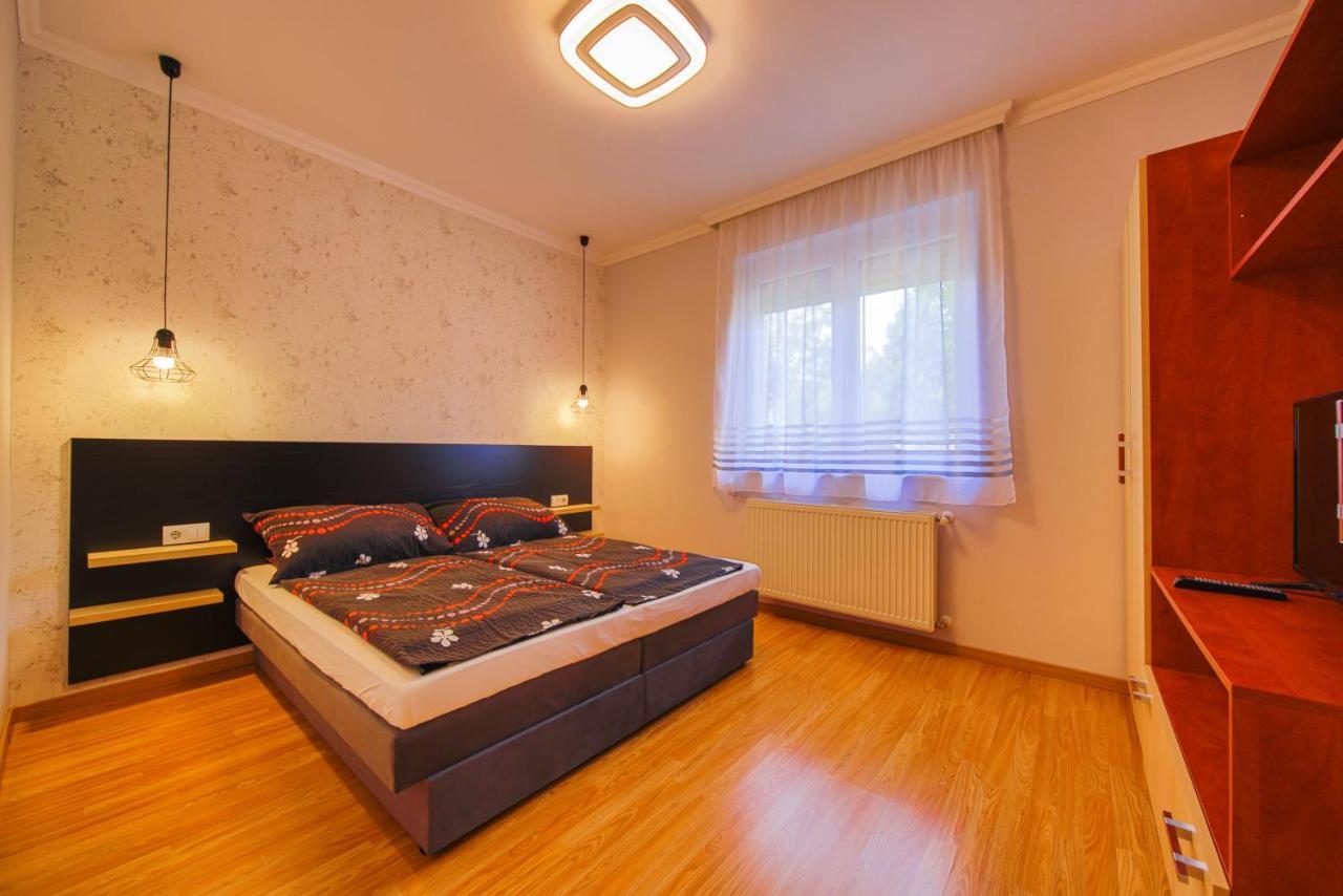 Kalvin Utcai Apartmanok Hajdúszoboszló 外观 照片
