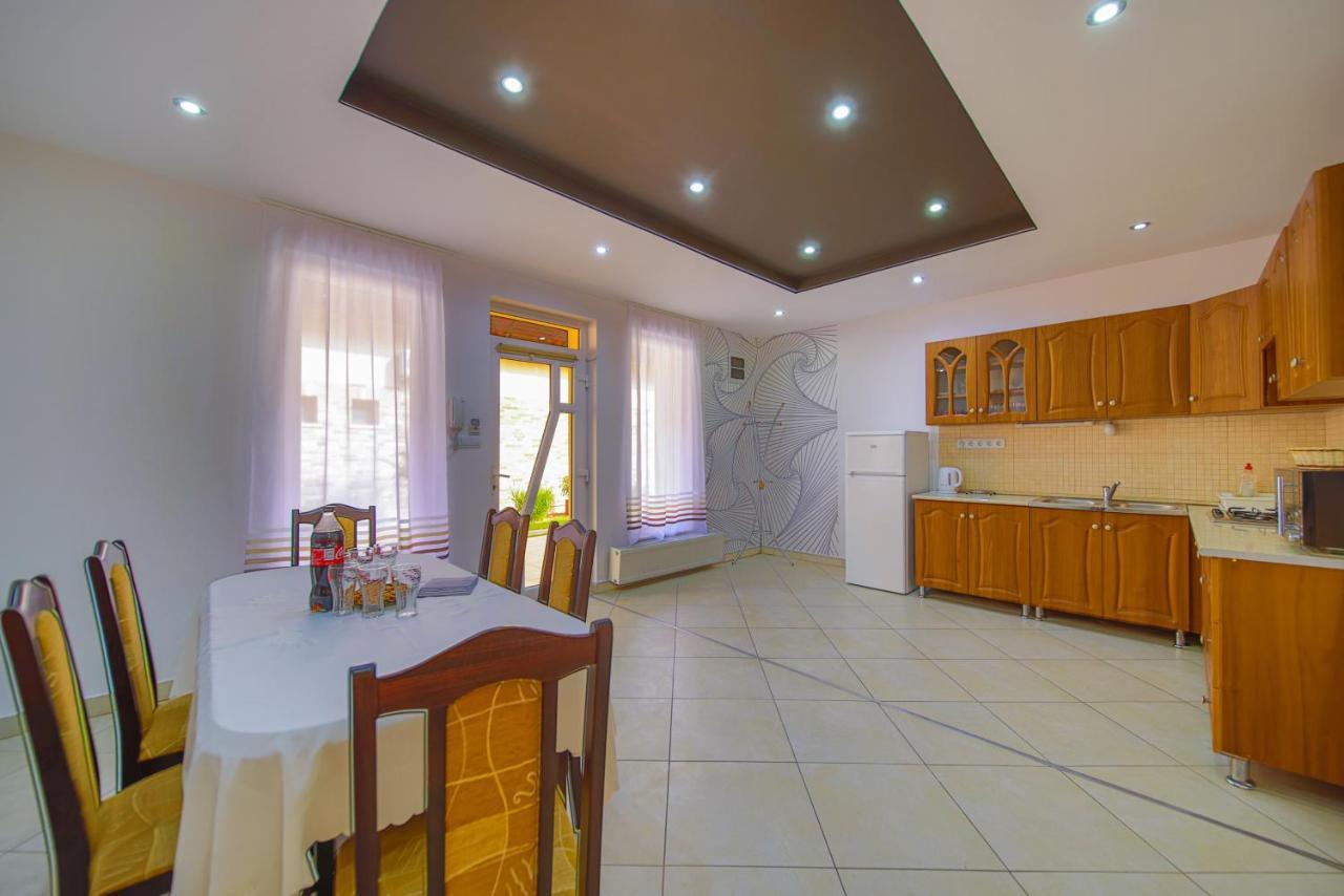 Kalvin Utcai Apartmanok Hajdúszoboszló 外观 照片