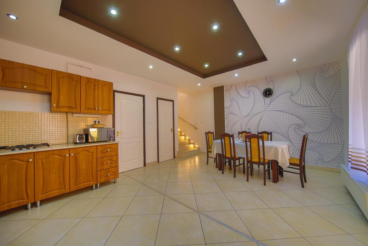 Kalvin Utcai Apartmanok Hajdúszoboszló 外观 照片
