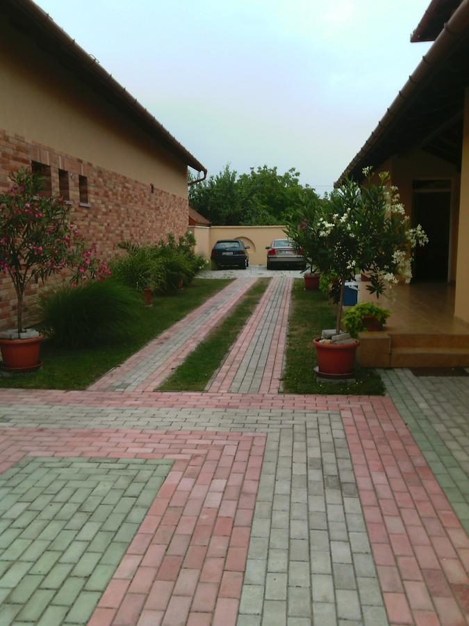 Kalvin Utcai Apartmanok Hajdúszoboszló 外观 照片